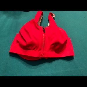 NEW Victoria’s Secret Sports Bra - Red